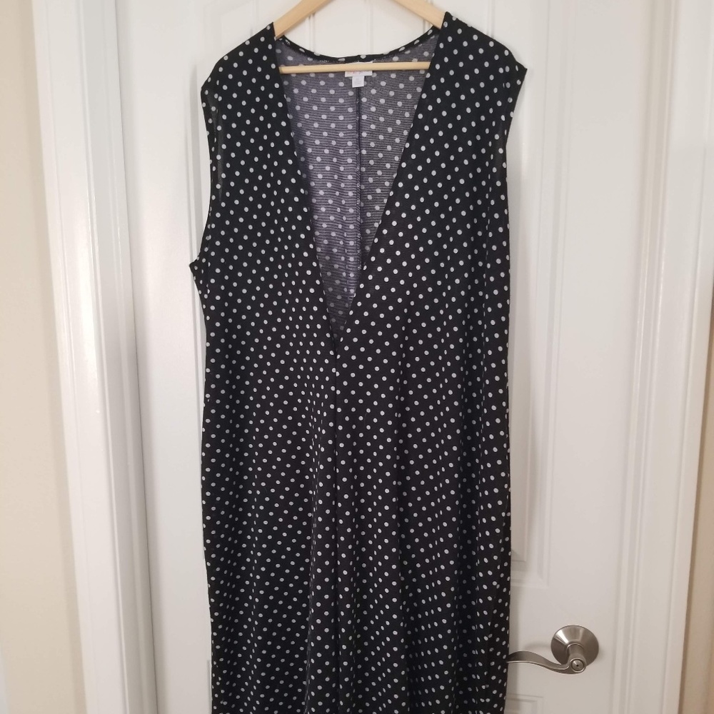 XL Joy - Lularoe - Black and White Polka Dots